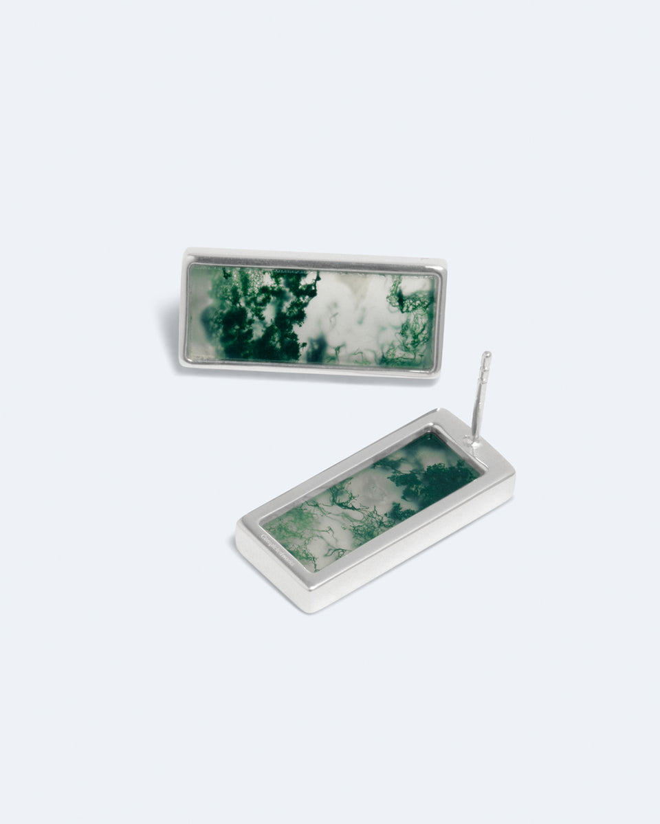 H93 - Boucles d'oreilles en résine verte et argent recyclé