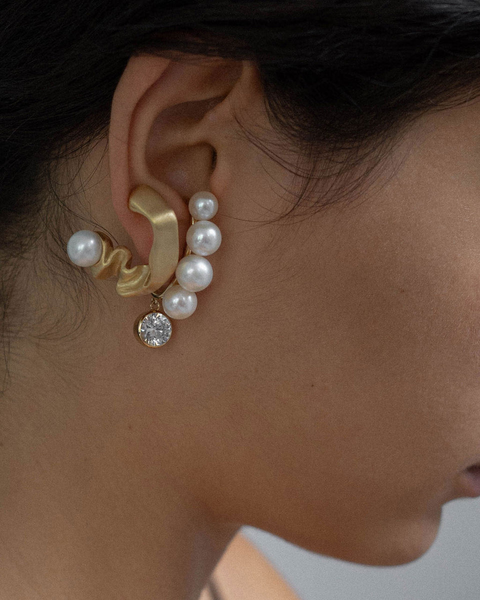 Crumple II - Boucles d'oreilles perles et vermeil or