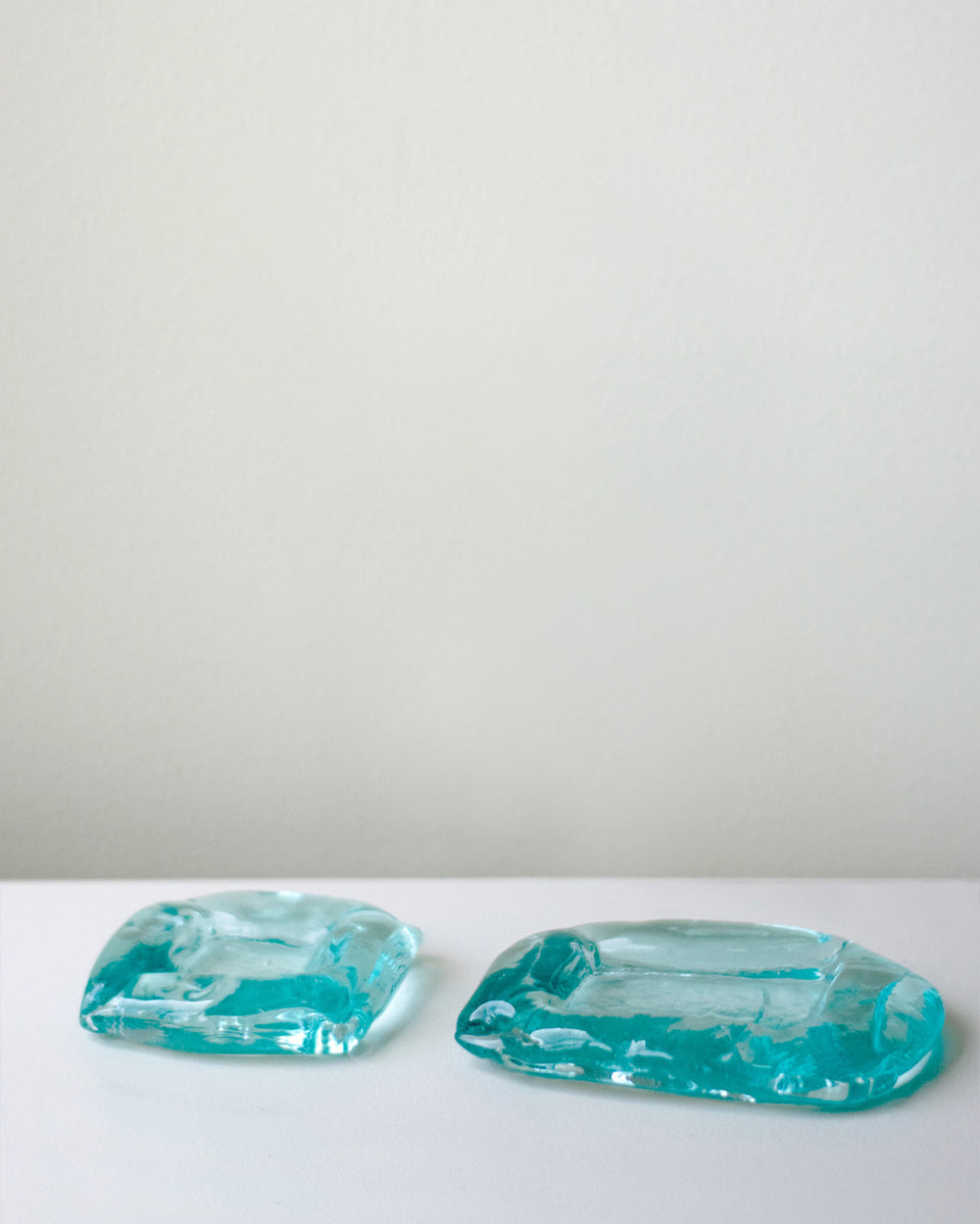 Exhale - Recycled Glass Medium Cushion Ashtray in Clear