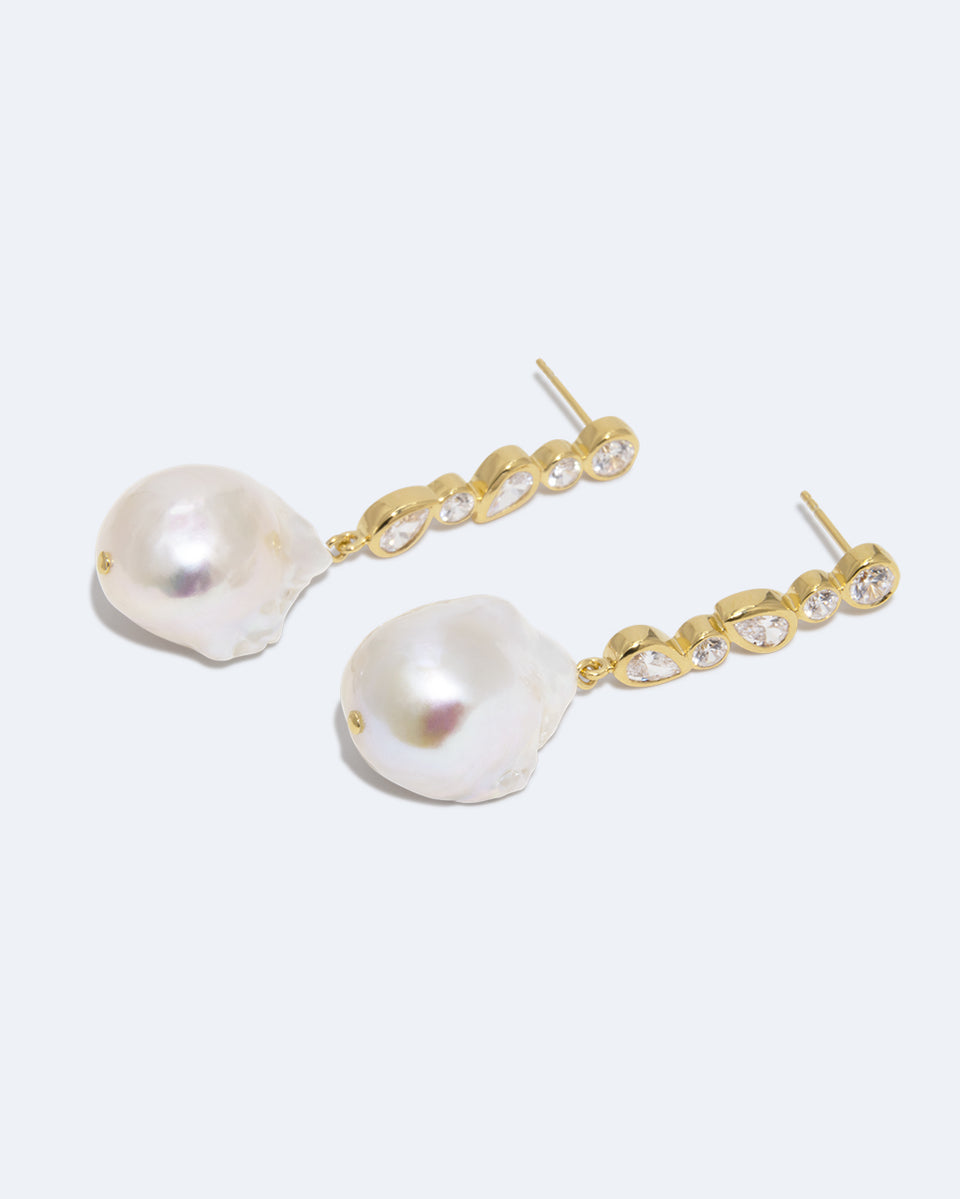 Pitter-Patter – Boucles d'oreilles en Vermeil d'Or Recyclé ornées de Perles et d'Oxyde de Zirconium