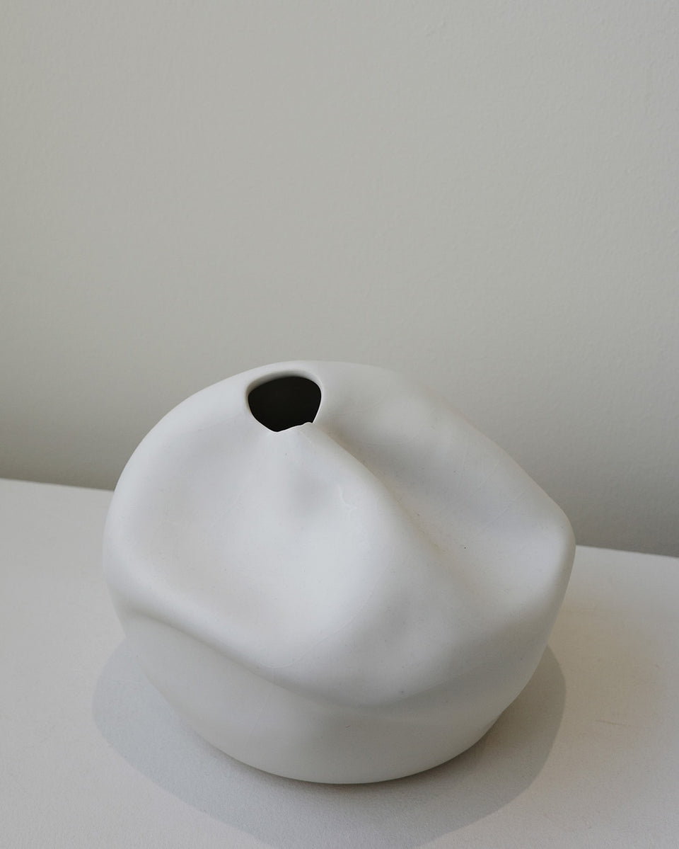 Compound - Large Vessel in Matte White