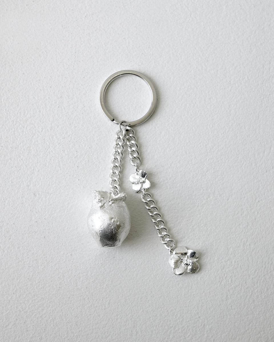 Study of a Keepsake - Keyring in Silver w/ Charm