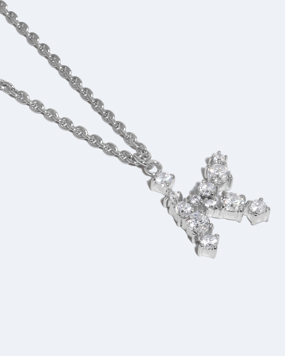 Pendentif Glitchy K en oxyde de zirconium et plaqué rhodium