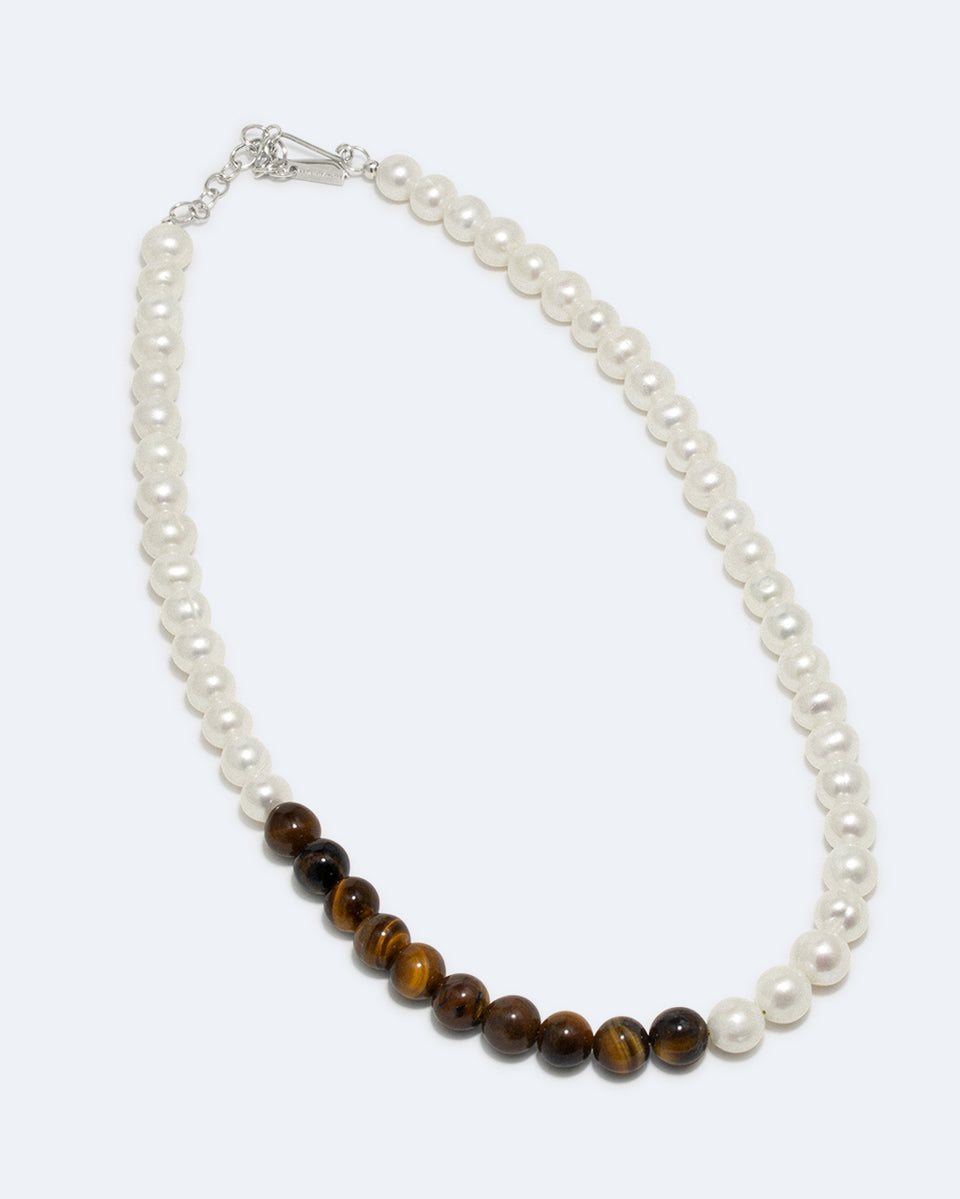 Jusqu'à présent, tout va bien - Collier plaqué platine avec perles et œil de tigre