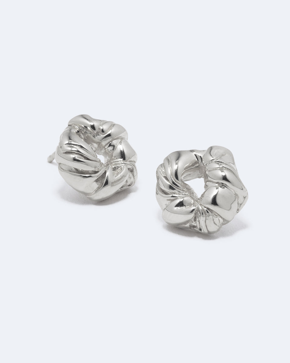 Les choses reprennent leur place quand elles s'effondrent - Boucles d'oreilles en argent recyclé