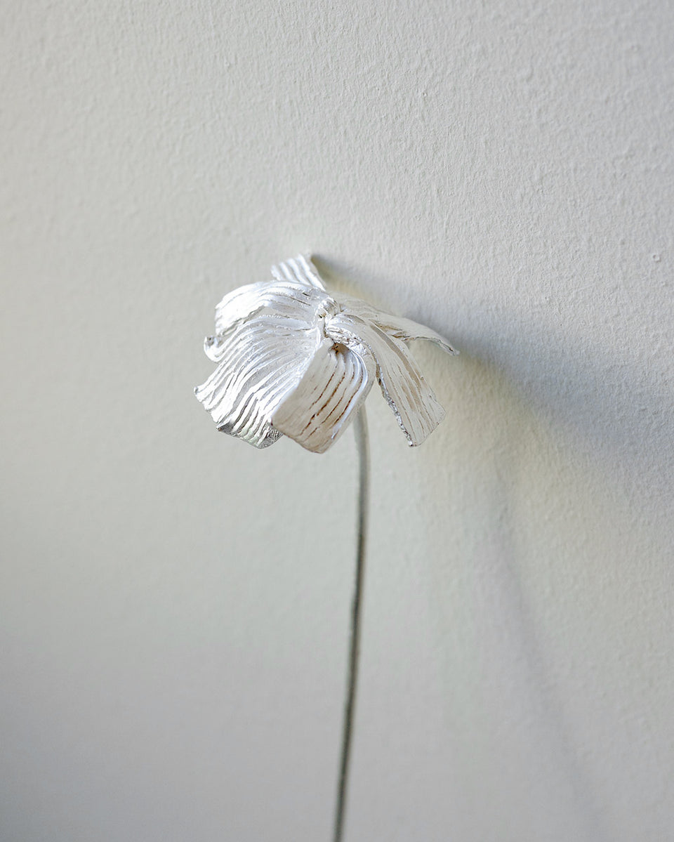 The Ebb III - Flower Ornament in Silver