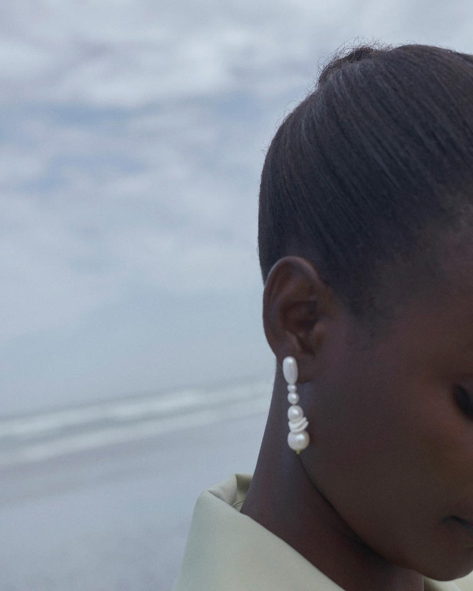 "Notsobig" Crumple - Pearl and Ceramic Gold Vermeil Earrings