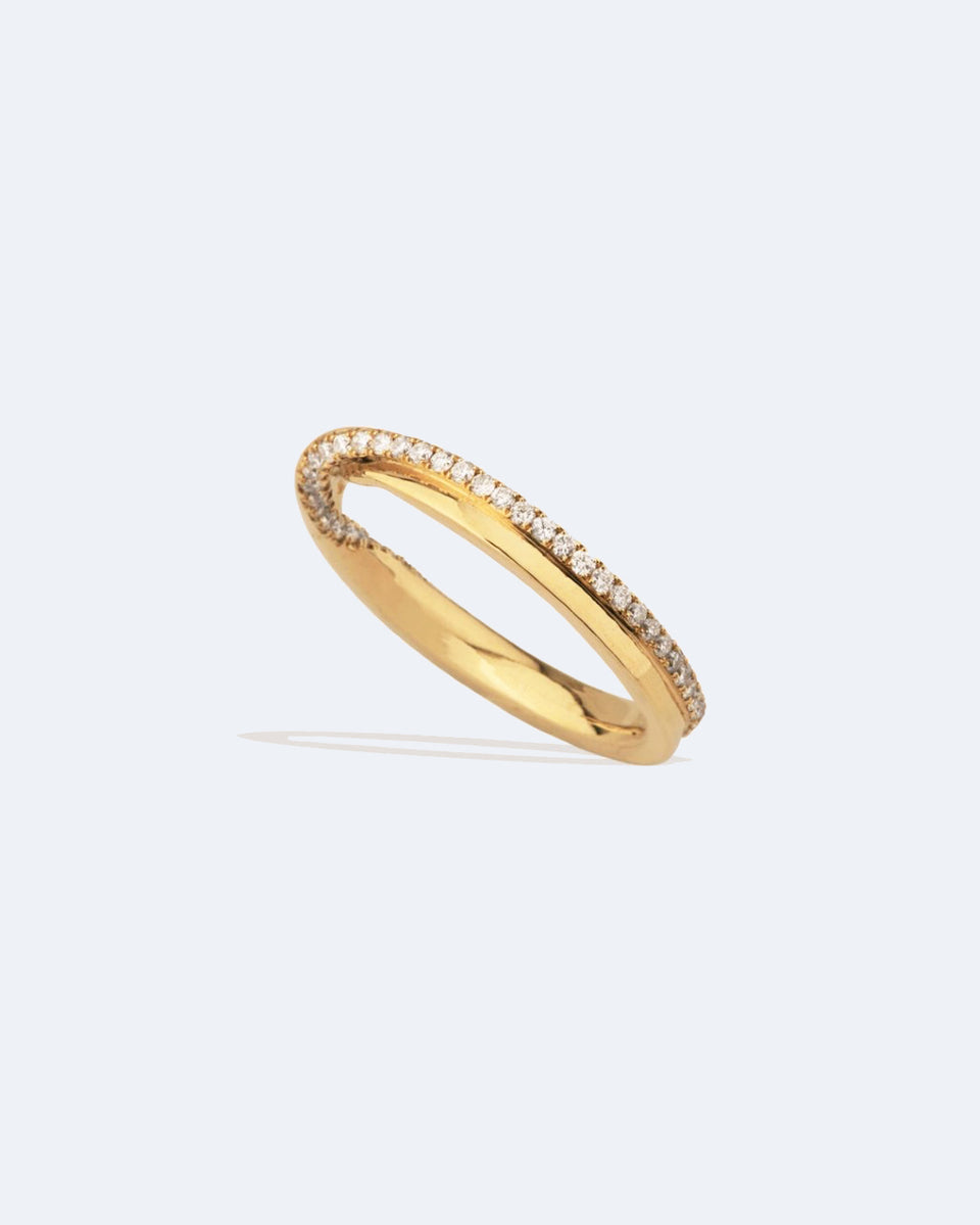 Un monde différent – Bague en or jaune 18 carats et diamants