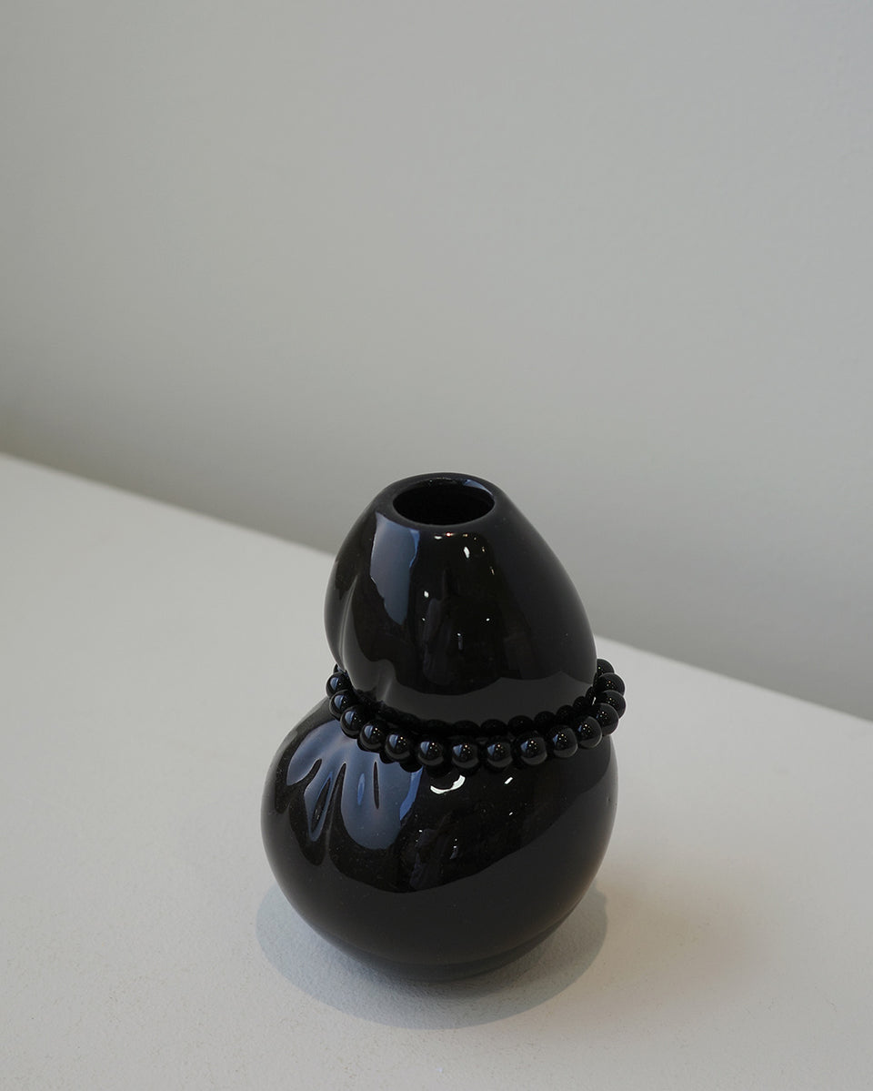 Squeezed - Small Vase in Gloss Black w/ Black Onyx