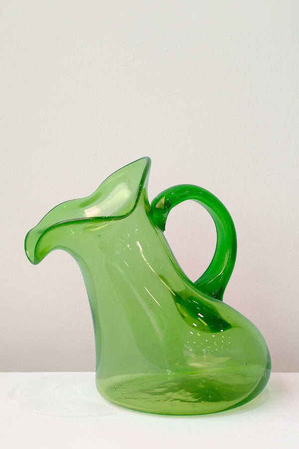 Thaw - Grande cruche en verre recyclé vert feuille
