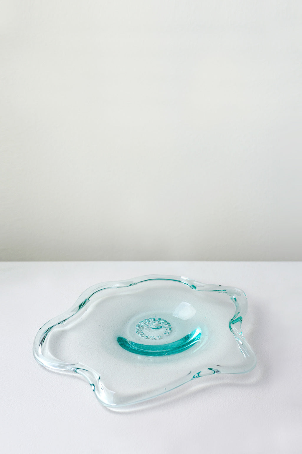 Pond - Medium Recycled Glass Dinner Plate in Clear | Completedworks