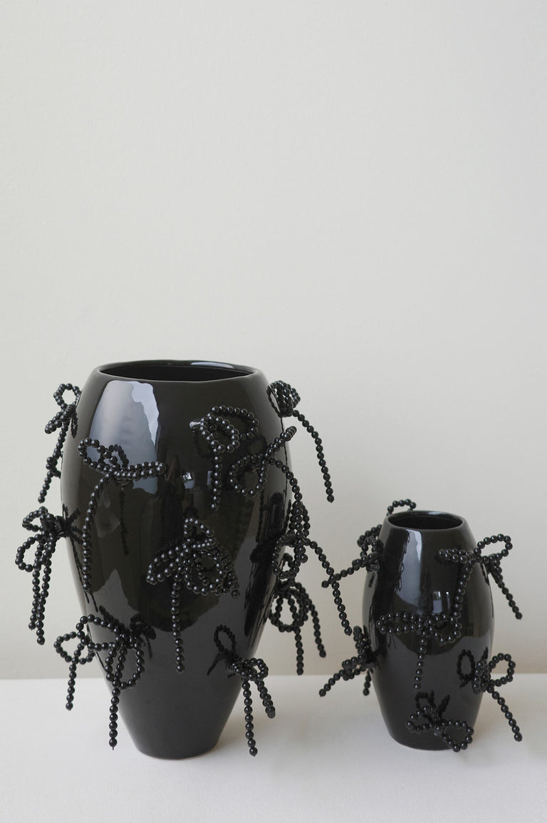 "Notsobig" Power, Corruption, Lies - Small Vase In Gloss Black w/ Faux Pearl Bows