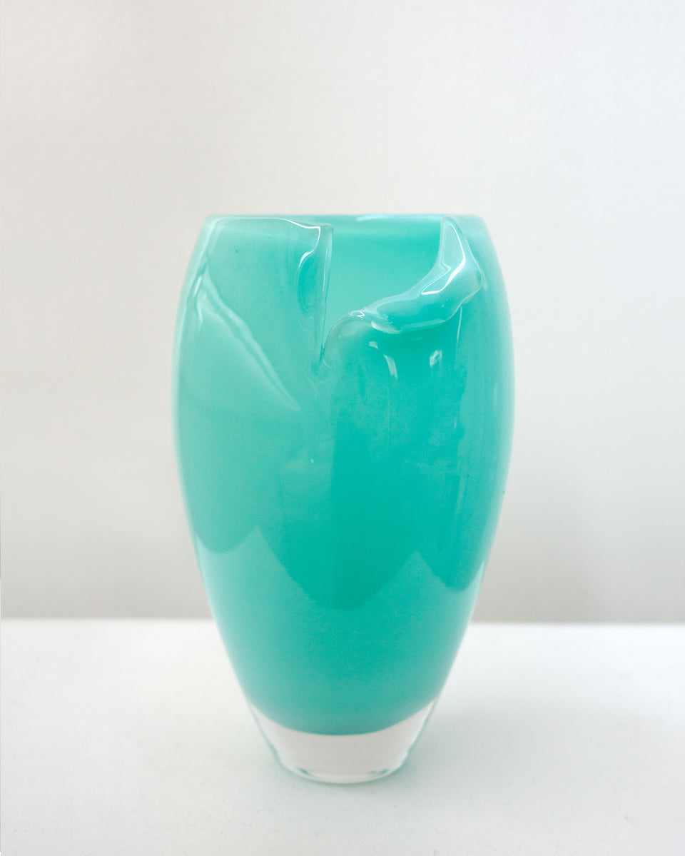 B143 - Vase moyen en verre recyclé vert menthe