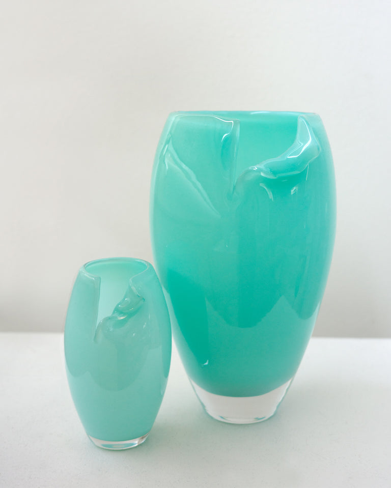B143 - Vase moyen en verre recyclé vert menthe