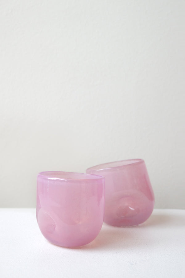 Thaw - Lot de 2 gobelets à fossettes en verre recyclé rose