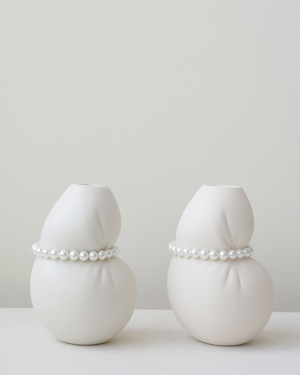 Squeezed - Small Vase in Matte White w/ Faux Pearls