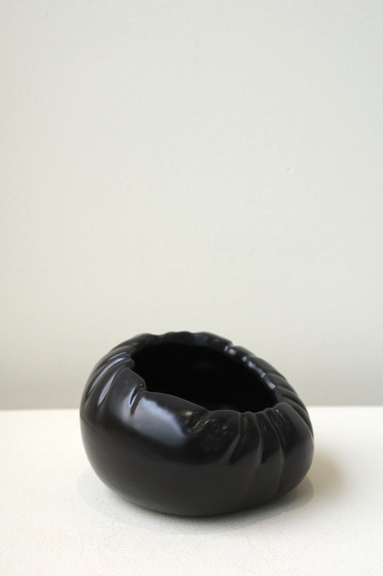 B71 - Small Bowl in Matte Black
