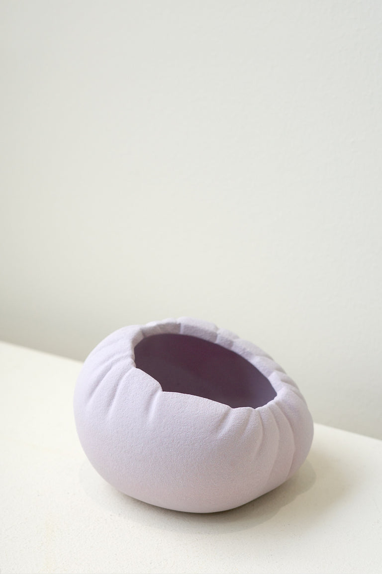 B71 - Small Bowl in Textured Lilac
