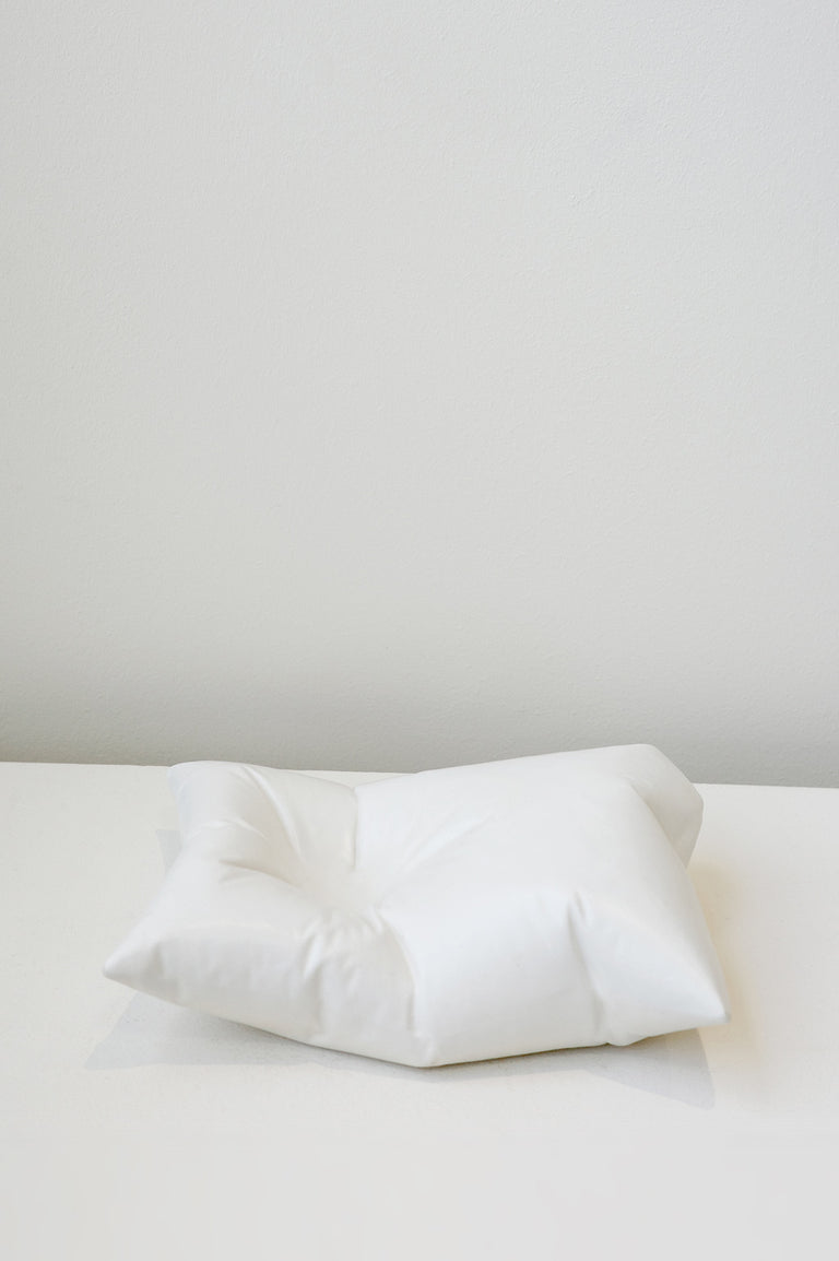 B91 - Coussin en céramique blanc mat