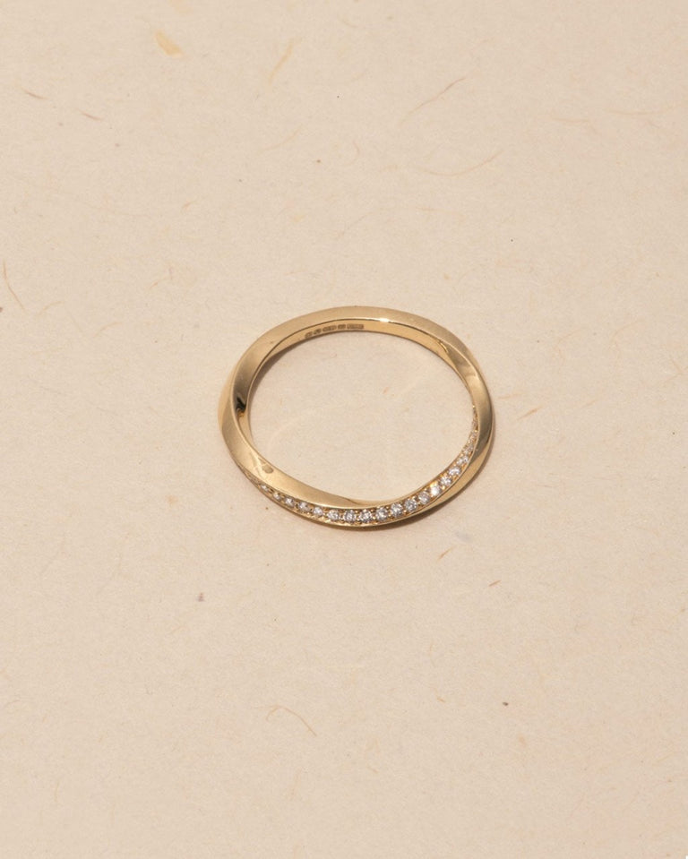Les phases de la Lune - Bague en or jaune 18 carats et diamants