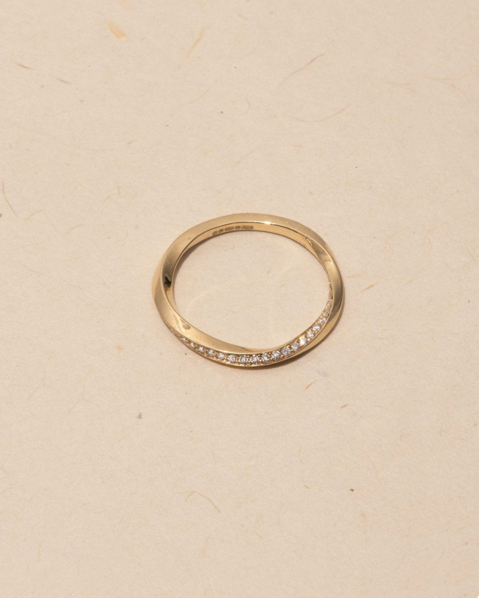 Les phases de la Lune - Bague en or jaune 18 carats et diamants
