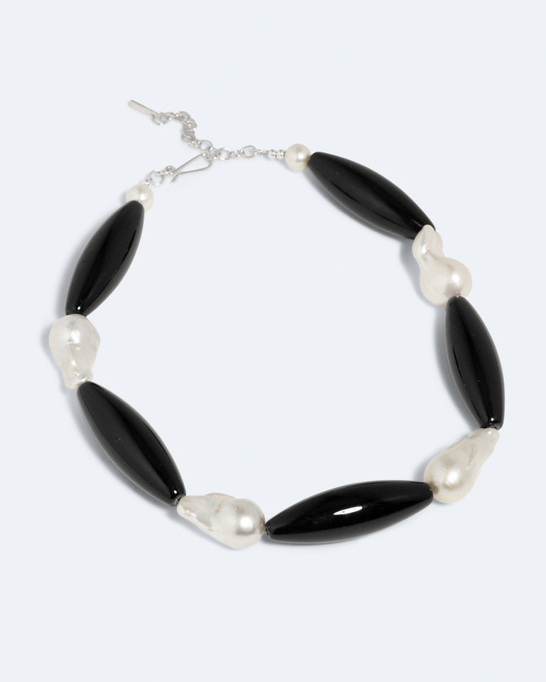 H93 - Boucles d'oreilles en résine verte et argent recyclé