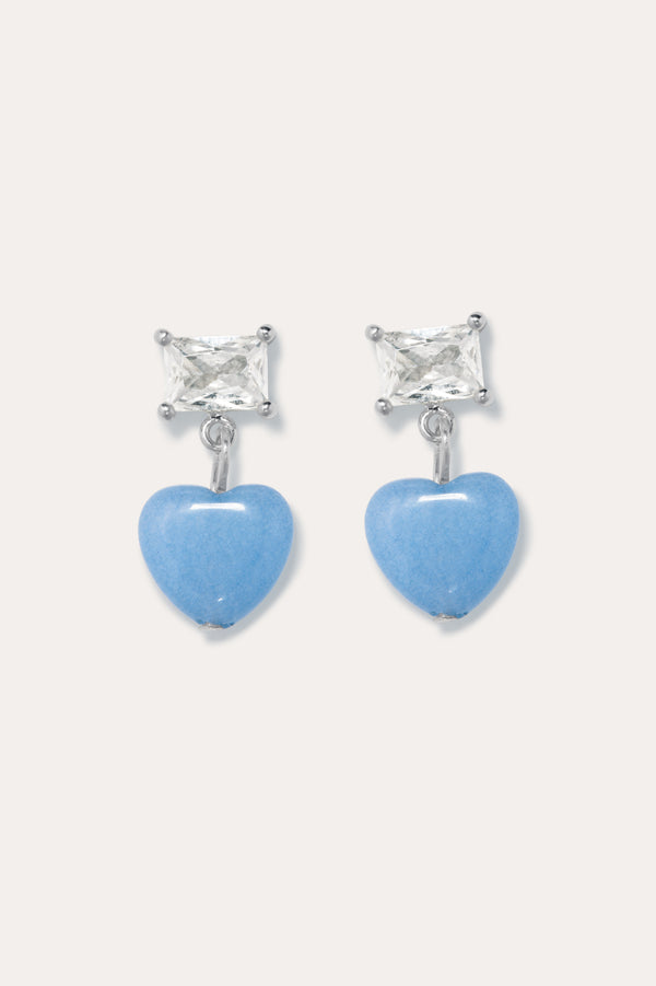 La fenêtre du cœur - Boucles d'oreilles en argent recyclé avec perle cœur bleue et oxyde de zirconium