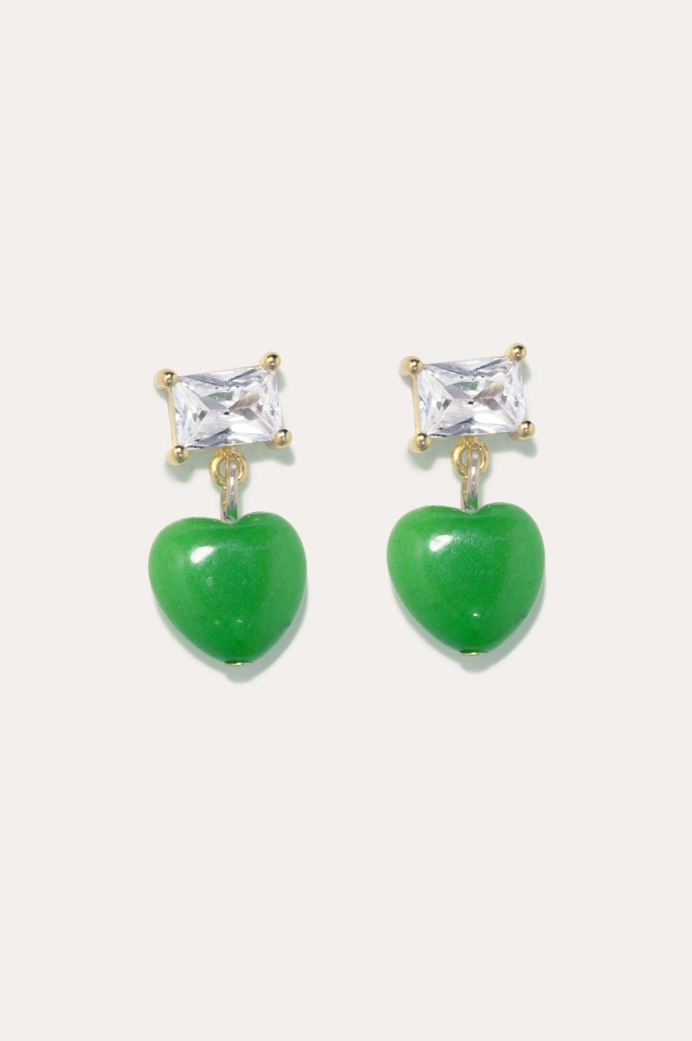 La fenêtre du cœur - Boucles d'oreilles en Vermeil d'or recyclé avec perle cœur verte et oxyde de zirconium