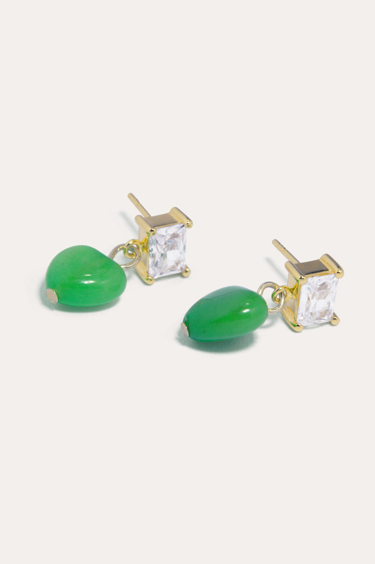 La fenêtre du cœur - Boucles d'oreilles en Vermeil d'or recyclé avec perle cœur verte et oxyde de zirconium