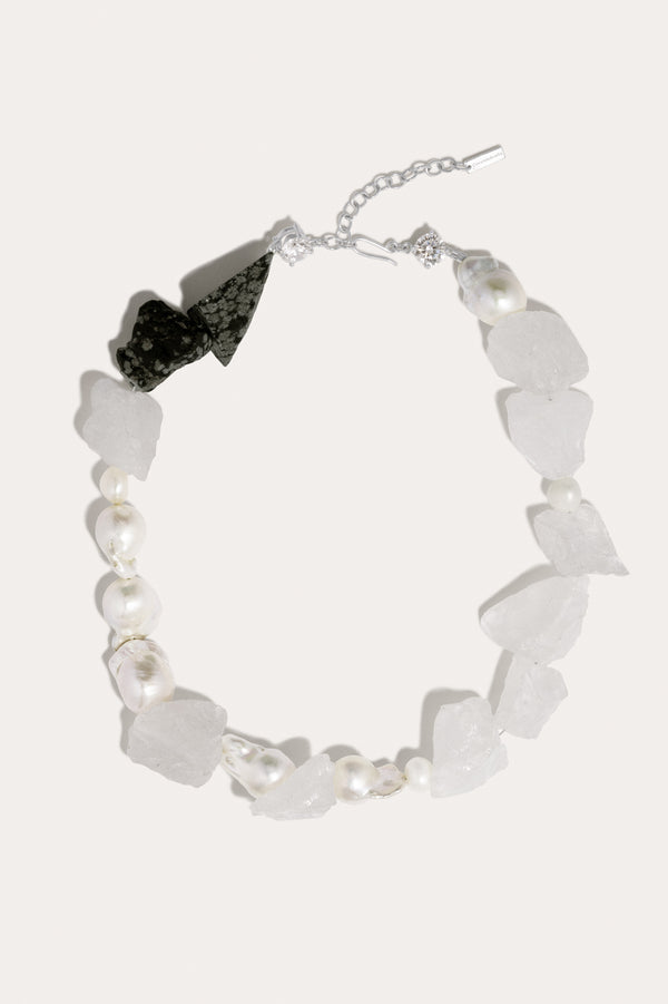 H87 - Collier en argent recyclé perle, oxyde de zirconium, obsidienne flocon de neige et cristal de roche