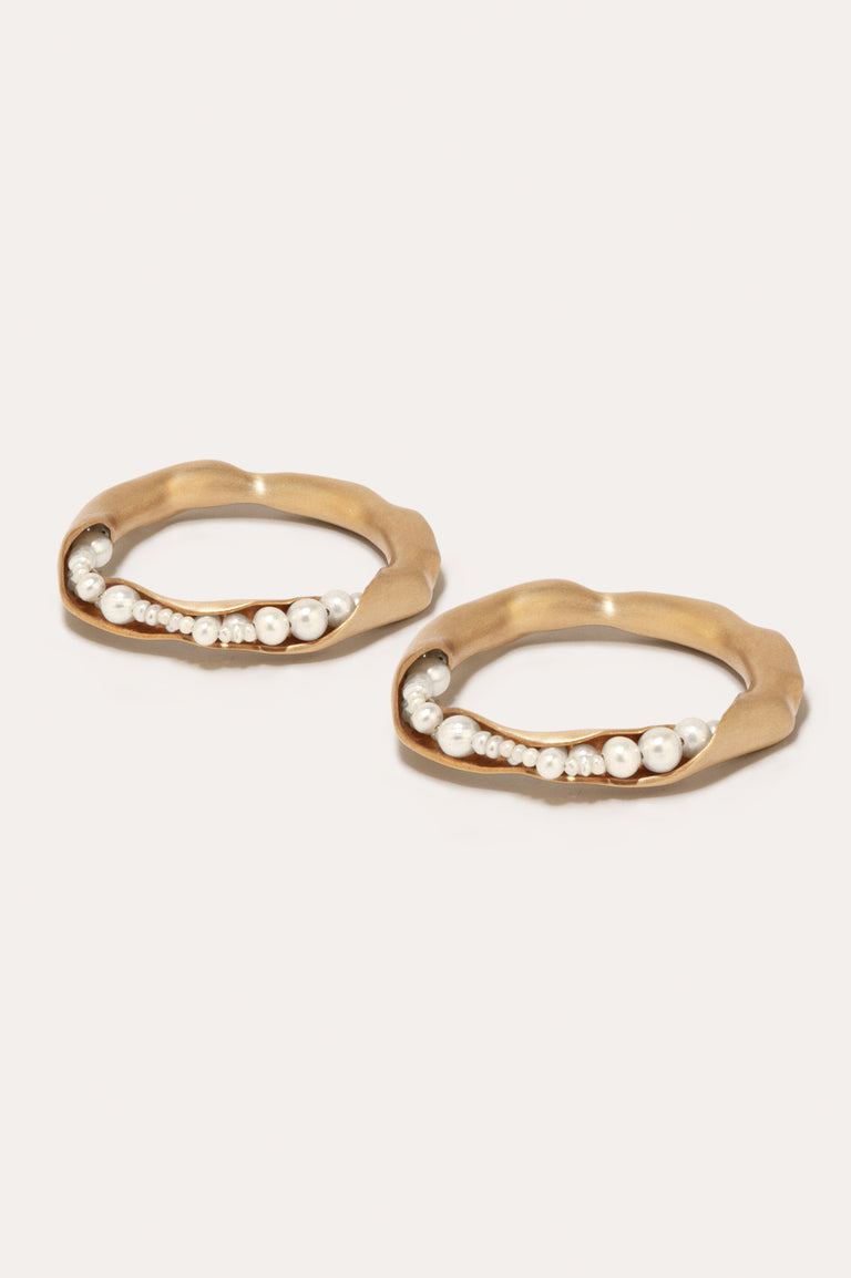 L01 - Lot de 2 ronds de serviette en laiton brossé avec fausses perles