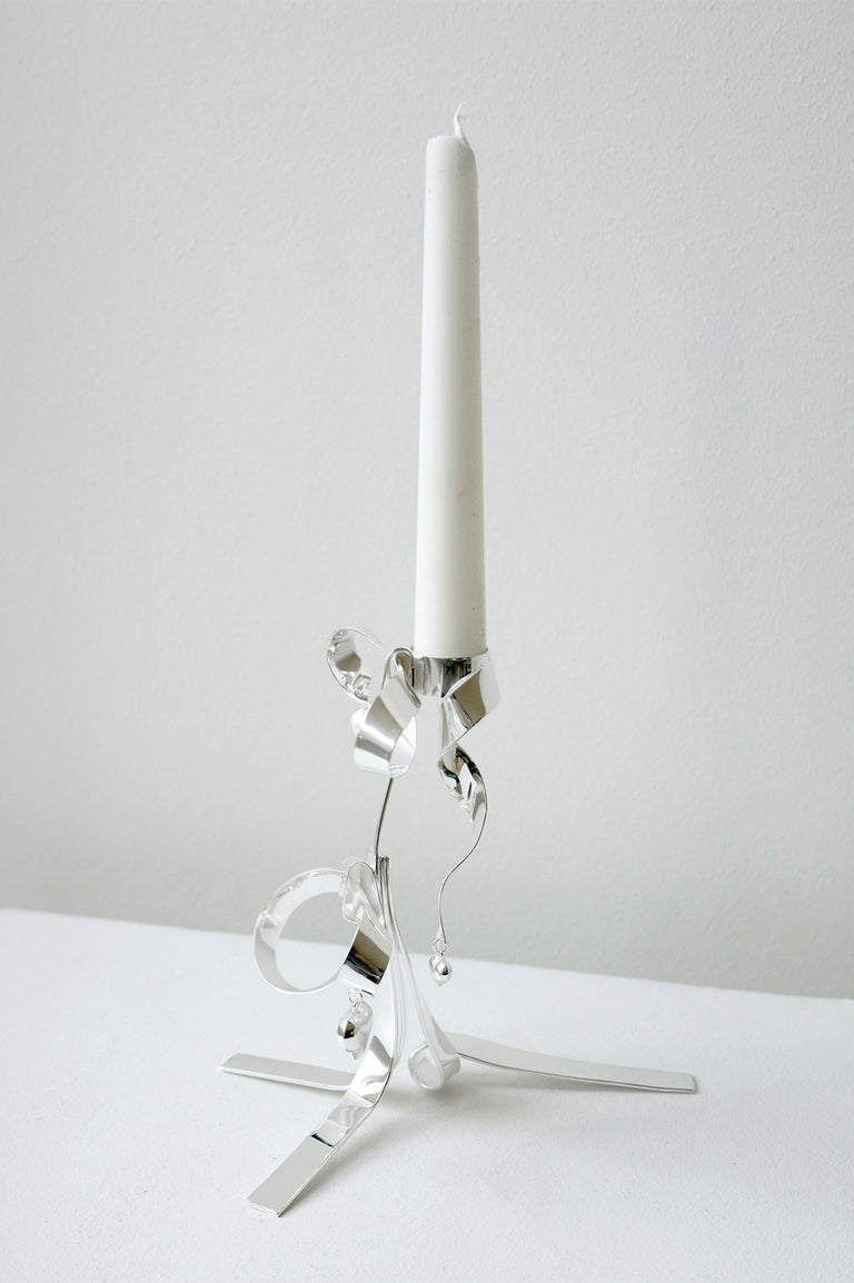 L44 - Candle Holder in Silver w/ Pearl and Heart Charm