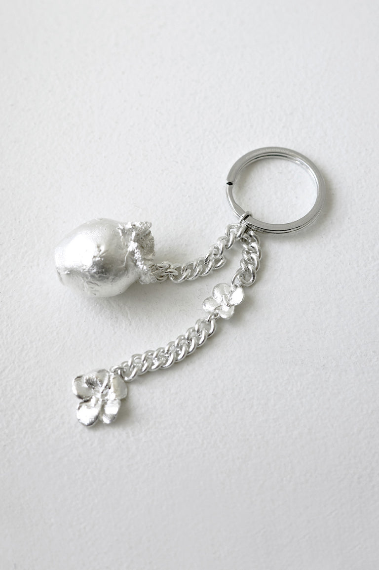 Study of a Keepsake - Keyring in Silver w/ Charm