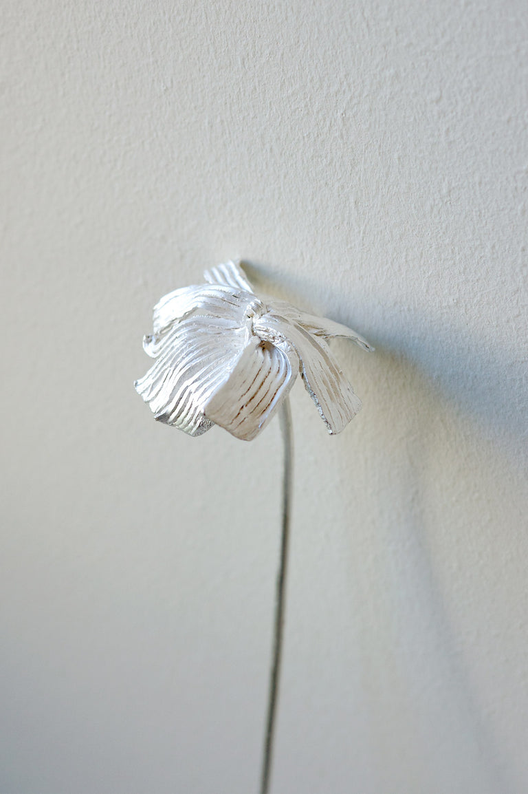 L59 - Flower Ornament in Silver