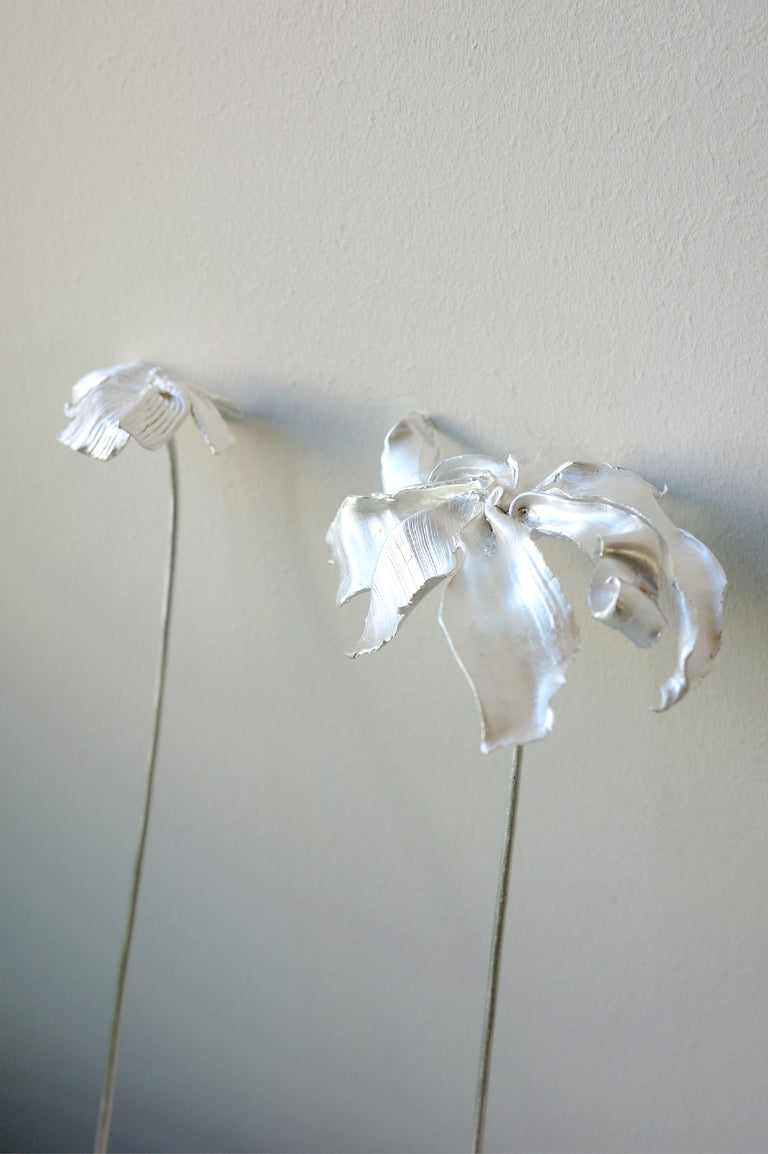 L59 - Flower Ornament in Silver