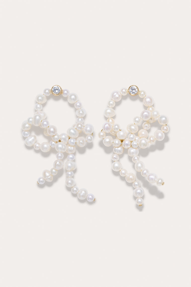 Boucles d'oreilles en vermeil or, perles et zircons « Loop-the-Loop »