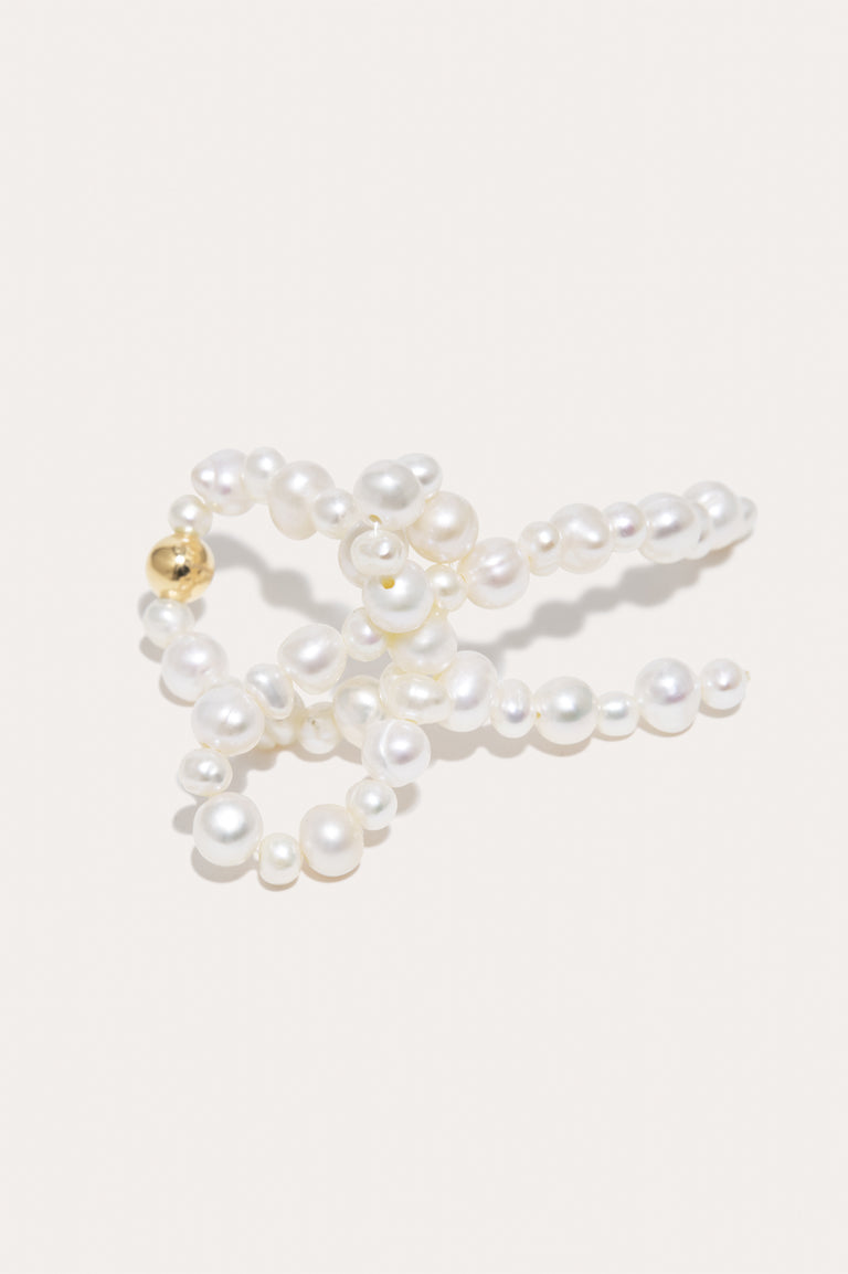 Loop‐the‐Loop - Pearl and Recycled Gold Vermeil Ring