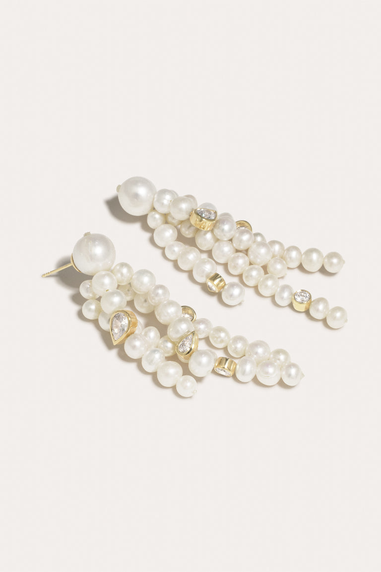 The Bay of Thoughts - Pearl and Zirconia Recycled Gold Vermeil Earrings