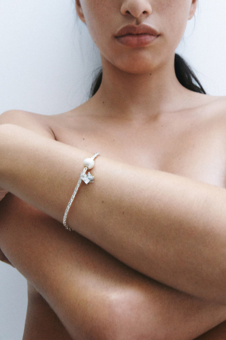 Le Locus de la Bravoure - Bracelet en argent sterling avec perles et zircone