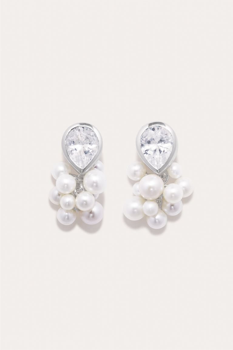 L'alchimie du temps - Boucles d'oreilles en argent recyclé perle et zircone