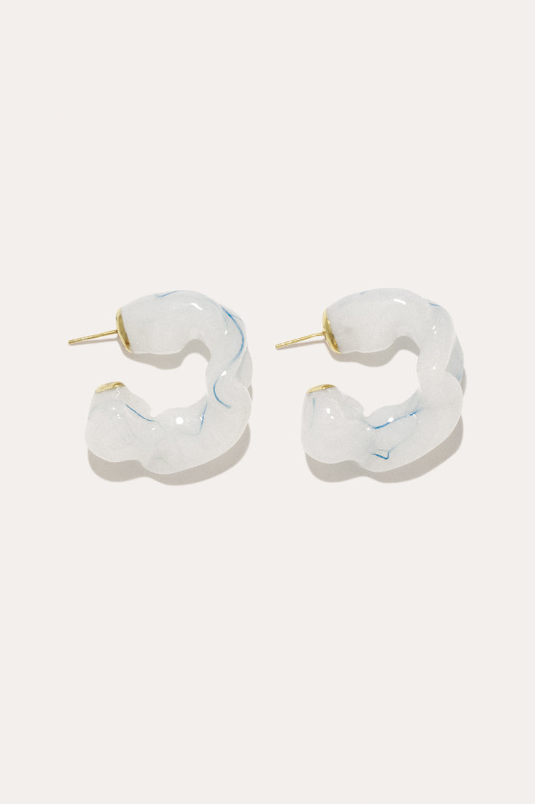 Ruffle - Thread in Pearlescent White Bio Resin and Gold Vermeil Earrings