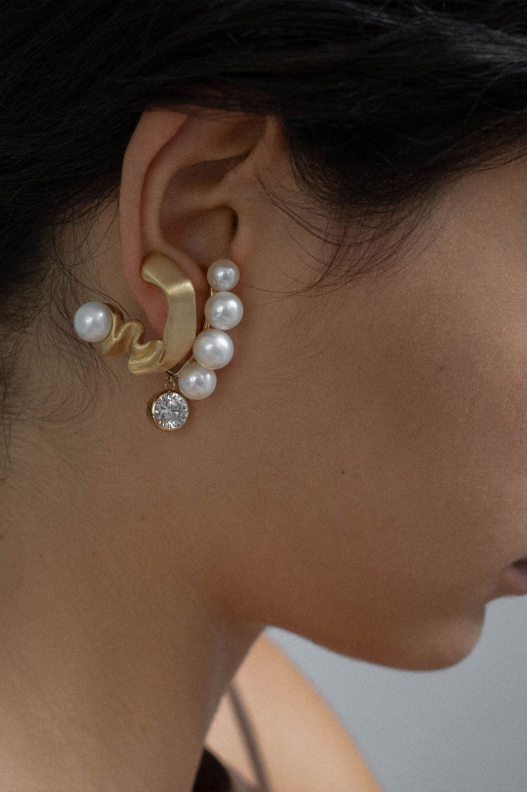 Crumple II - Pearl and Recycled Gold Vermeil Earrings