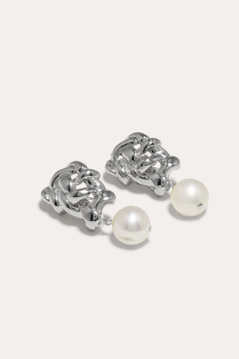 The Paths of Memory - Pearl and Rhodium Plated Earrings