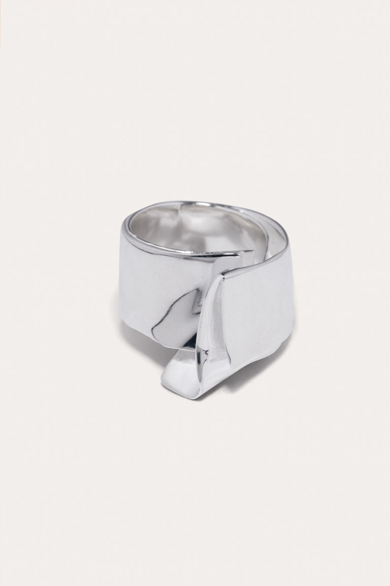 Enveloppe détrempée – Bague en argent recyclé