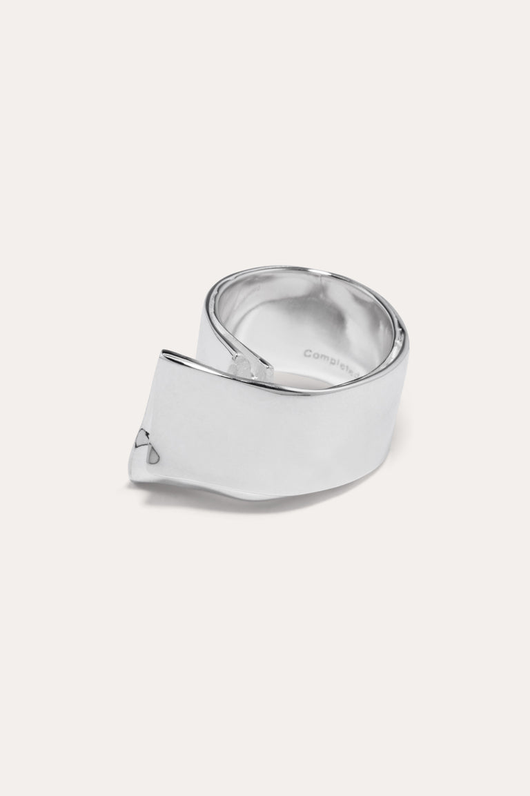 Enveloppe détrempée – Bague en argent recyclé