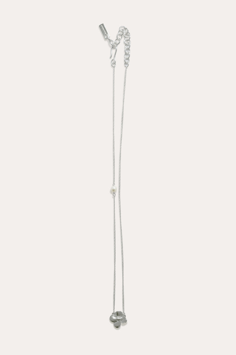 R2237 - Pearl and Silver Plated Necklace