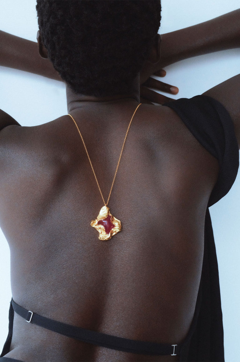 R2262 - Pink Resin and Gold Plated Pendant