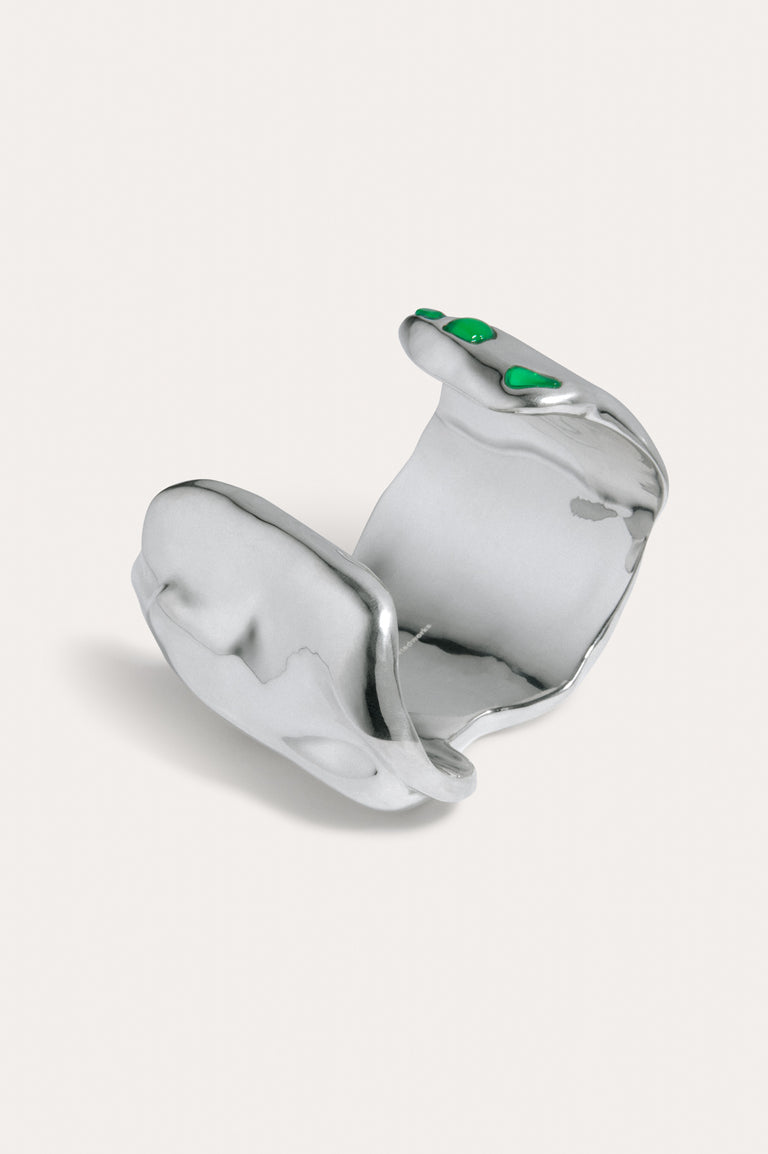 Cobblestones - Green Resin Stone and Silver Plated Cuff