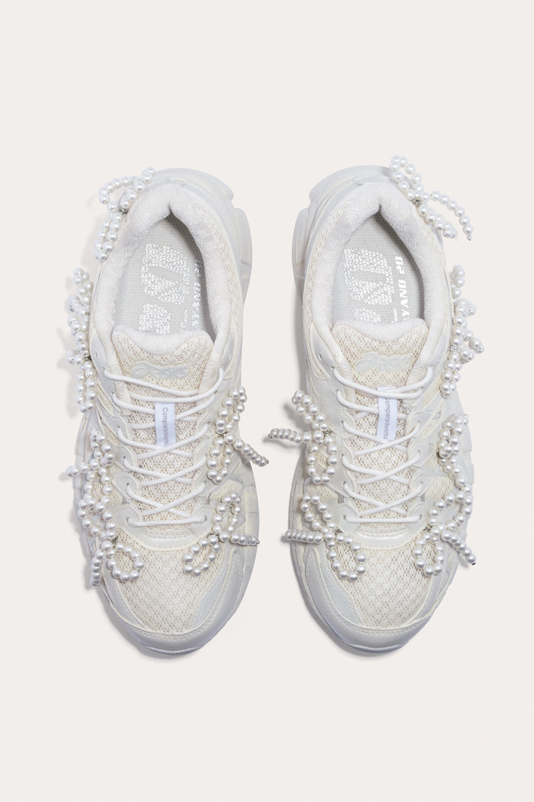 Completedworks for ASICS - GEL KAYANO™ 20 White Bow Sneakers