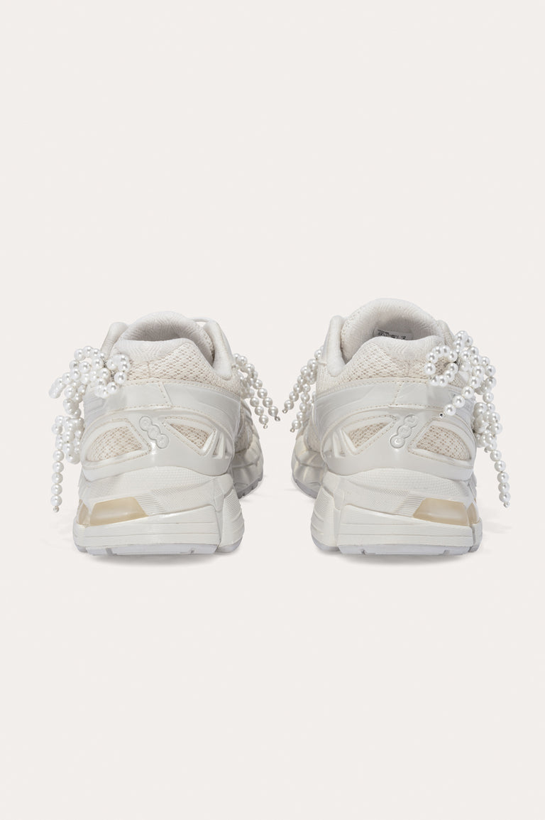 Completedworks for ASICS - GEL KAYANO™ 20 White Bow Sneakers